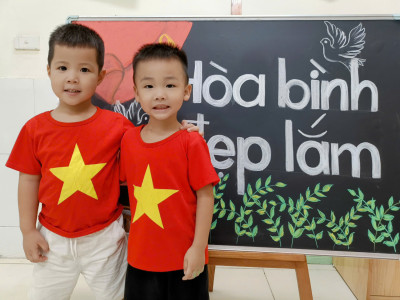 "Hòa bình đẹp lắm"